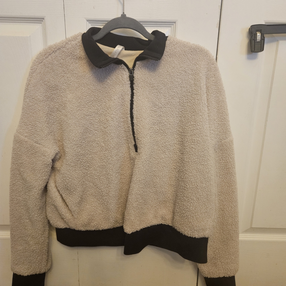Fabletics Cream Cropped Sherpa Half-Zip Pullover with Black Trim, Medium